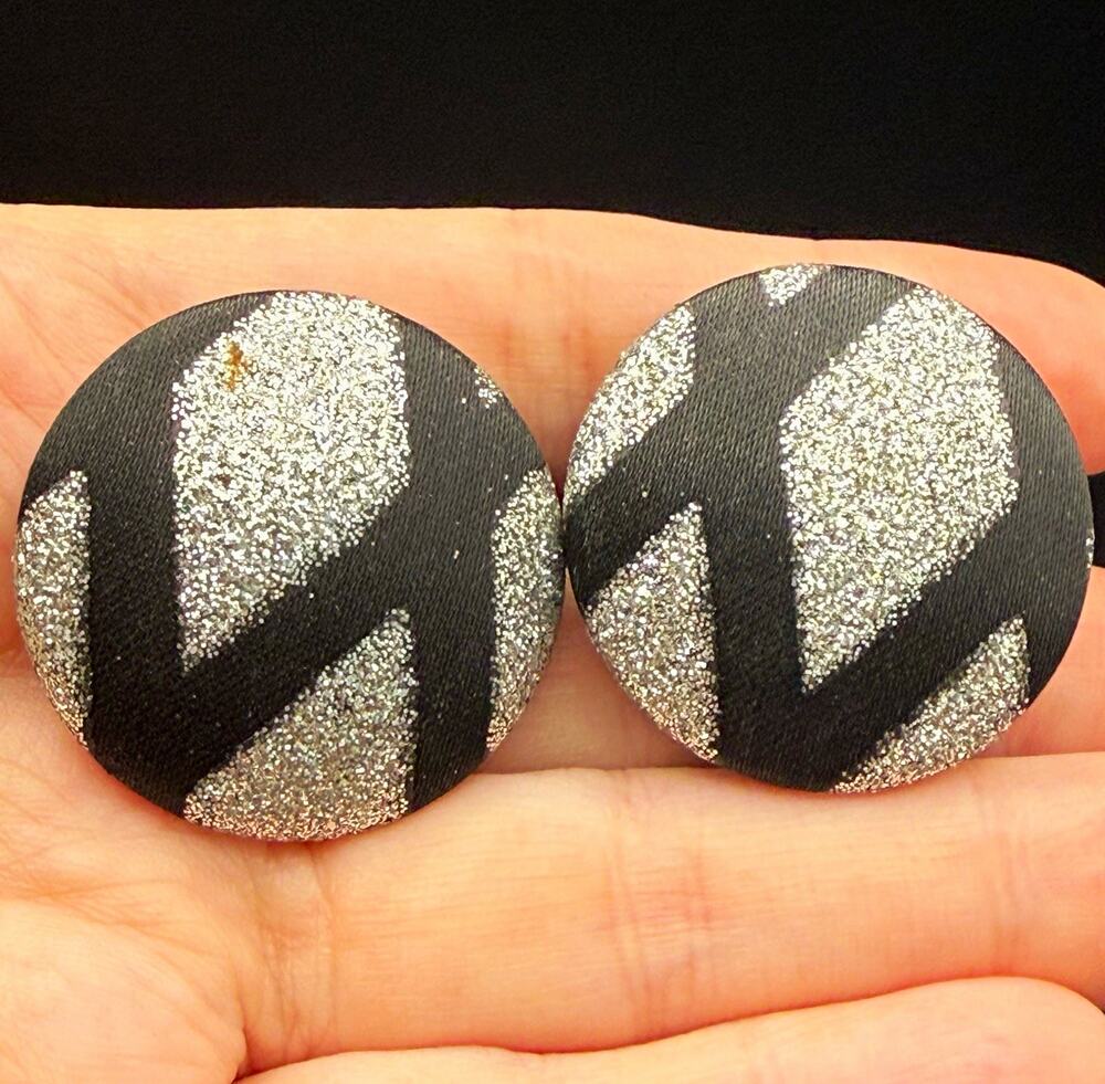Vintage Attitude Paris Clip On Earrings 1980s Black Silver Glitter Geometric